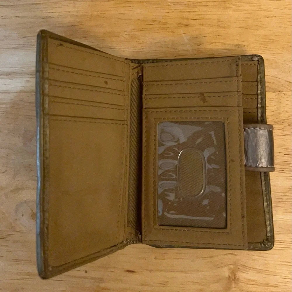 Fossil Logan Leather Tab Clutch Wallet unique multi-metallic patchwork design.